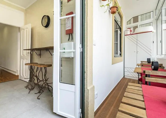 Affittacamere Groovy M2 R3 - Amazing Double With En-suite Bathroom Lisbona