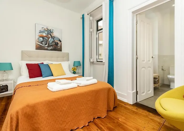 Affittacamere Groovy M2 R3 - Amazing Double With En-suite Bathroom Lisbona