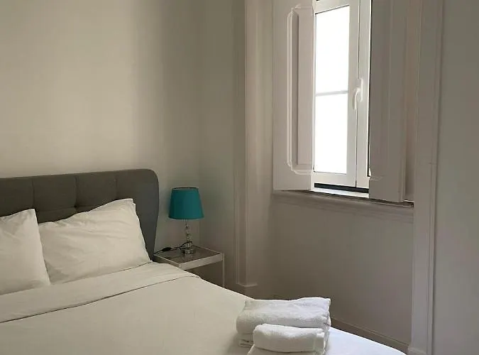 Groovy M2 R3 - Amazing Double With En-suite Bathroom Lisbona