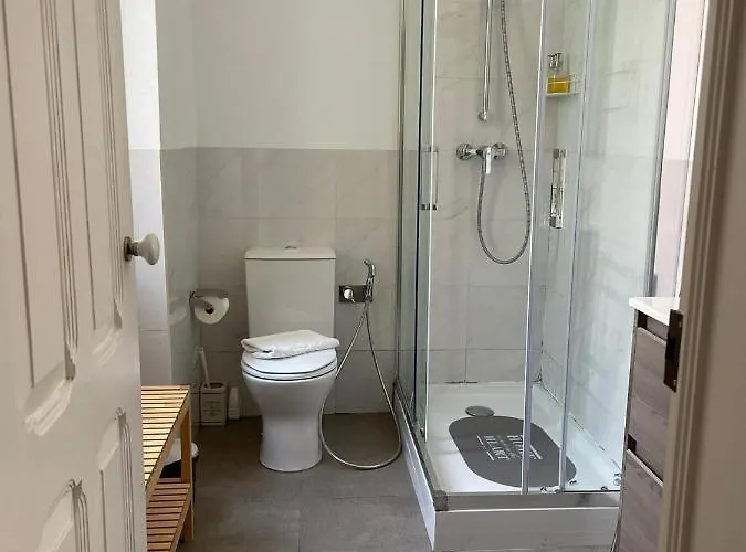 Groovy M2 R3 - Amazing Double With En-suite Bathroom Gæstehus Lisboa
